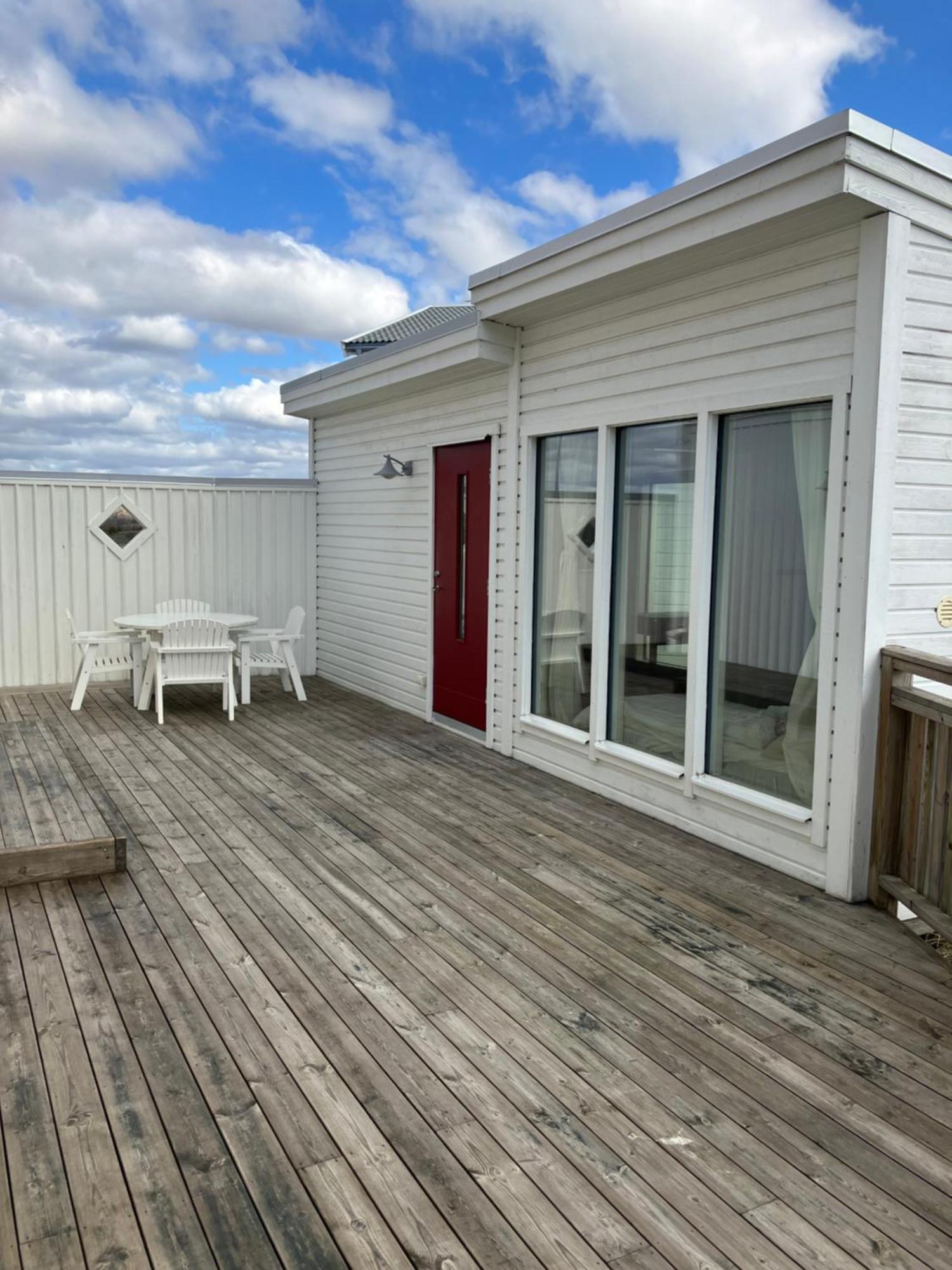 Eget Gaesthus I Vaestkustpaerlan Skaerhamn Villa ภายนอก รูปภาพ